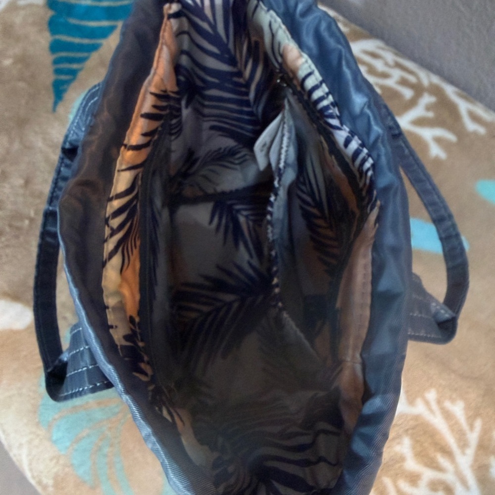 Lug Blue Moon  Ditty~NWOT - Picture 9 of 11